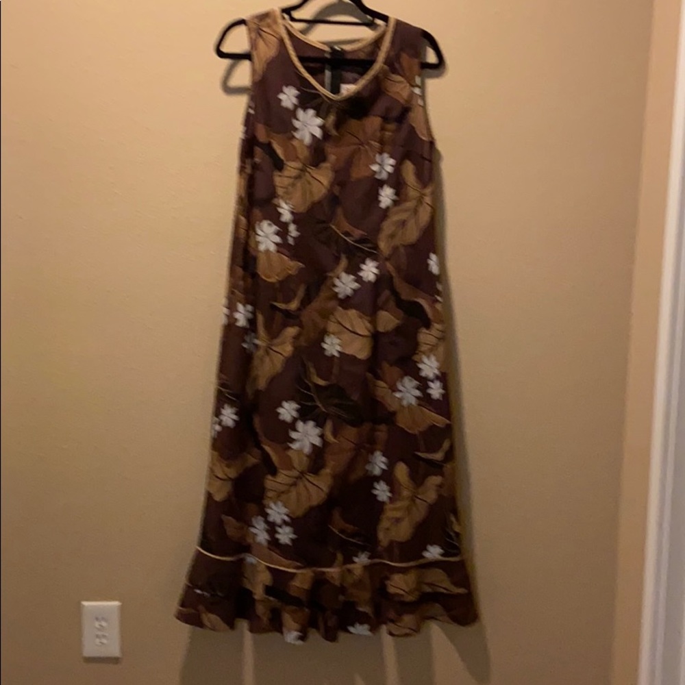 Hawaiian dress